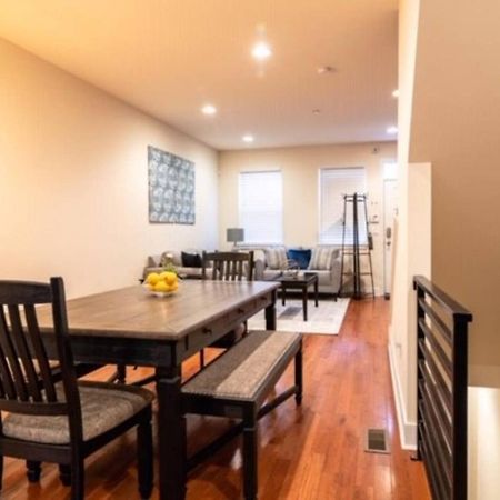 Beautiful Lux 4 Bedroom*Near Penn/Chop*Roof Deck Philadelphia Exterior photo